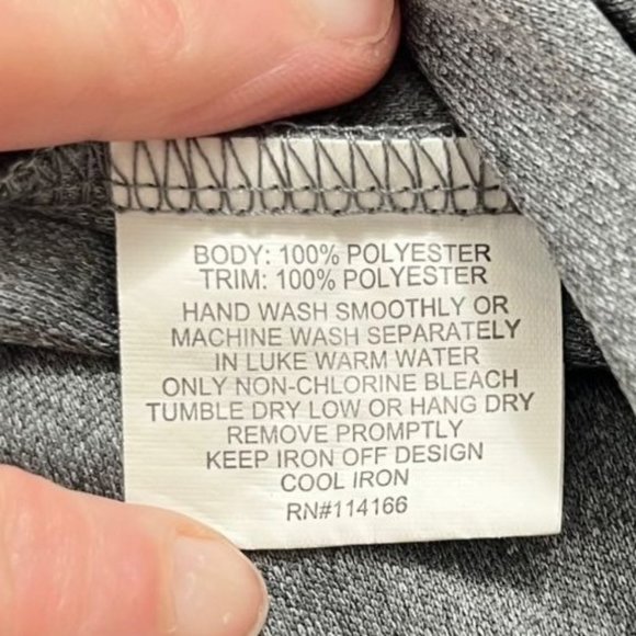 Louisville Cardinals Colosseum Pullover Long sleeve Shirt - Heathered Charcoal - Picture 8 of 11